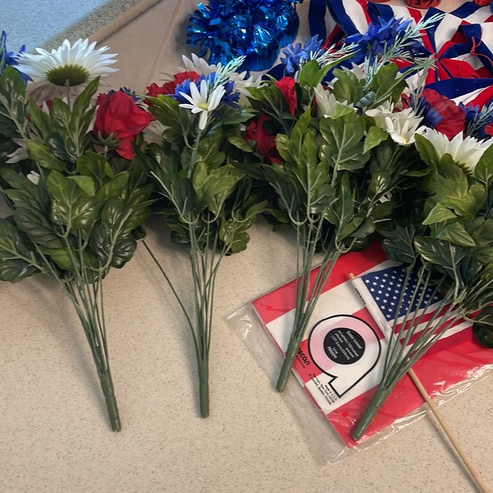 Patriotic Bundle 4th of July, Memorial Day etc.. - Picture 3 of 9